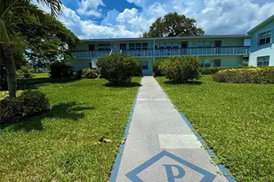 279 Oakridge P, Deerfield Beach, FL 33442 - Photo 31