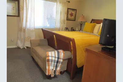 9541 Sunrise Lakes Boulevard #210, Sunrise, FL 33322 - Photo 17