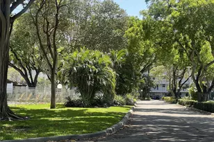 2671 S Course Dr, Pompano Beach, FL 33069 - Photo 19