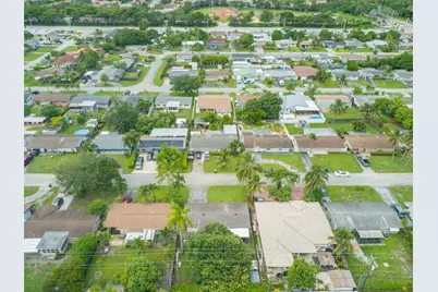 7700 NW 15th Street, Hollywood, FL 33024 - Photo 33