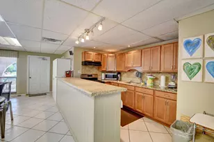 250 NE 20th St, Boca Raton, FL 33431 - Photo 31