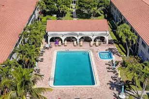 250 NE 20th St, Boca Raton, FL 33431 - Photo 41