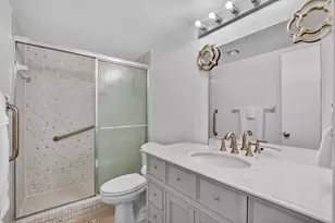 250 NE 20th St, Boca Raton, FL 33431 - Photo 17