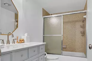 250 NE 20th St, Boca Raton, FL 33431 - Photo 23