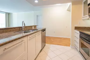 401 SW 4th Ave, Fort Lauderdale, FL 33315 - Photo 9