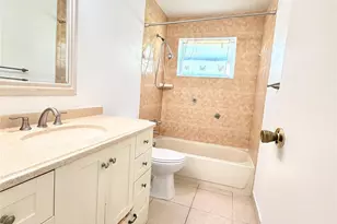 8980 NW 24th Pl, Sunrise, FL 33322 - Photo 11