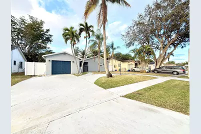 8971 SW 9th Street, Boca Raton, FL 33433 - Photo 3