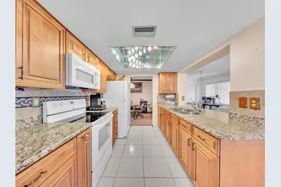 4212 NW 47th Court, Tamarac, FL 33319 - Photo 9