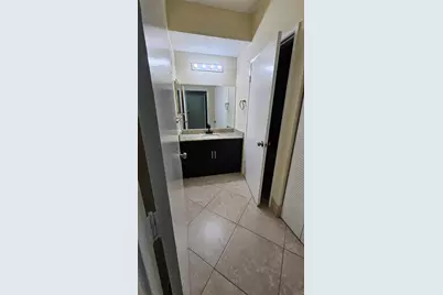 6960 SW 39th Street #E101, Davie, FL 33314 - Photo 9