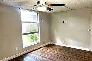 8351 Sands Point Blvd, Tamarac, FL 33321 - Photo 13