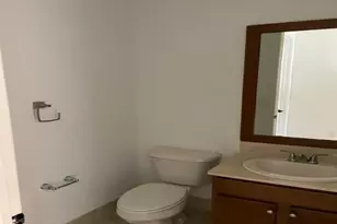 8491 NW 40th St, Hollywood, FL 33024 - Photo 9