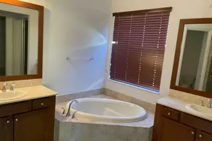 8491 NW 40th St, Hollywood, FL 33024 - Photo 15