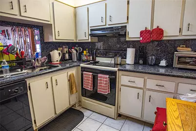 2850 Somerset Drive #307L, Fort Lauderdale, FL 33311 - Photo 5