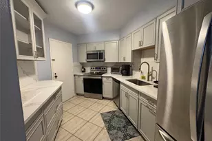 3725 S Ocean Dr, Hollywood, FL 33019 - Photo 9