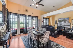 1170 Laguna Springs Dr, Weston, FL 33326 - Photo 7