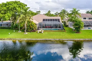 1170 Laguna Springs Dr, Weston, FL 33326 - Photo 3