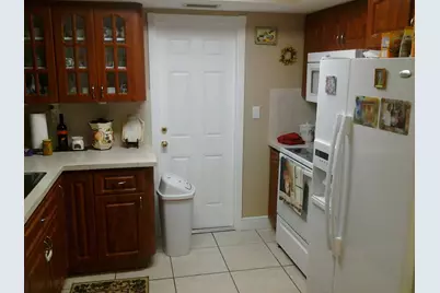 7312 NW 57th Place, Tamarac, FL 33321 - Photo 3