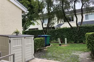 9960 NW 57th Manor, Coral Springs, FL 33076 - Photo 17