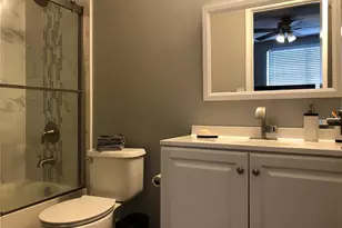 9960 NW 57th Manor, Coral Springs, FL 33076 - Photo 11