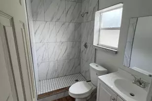 708 NE 4th St, Hallandale Beach, FL 33009 - Photo 9