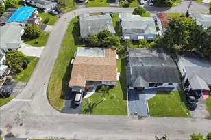 4290 NW 49th Terrace, Tamarac, FL 33319 - Photo 19
