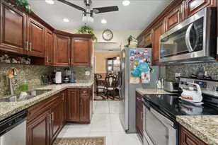 4290 NW 49th Terrace, Tamarac, FL 33319 - Photo 9