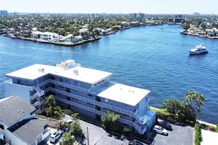 1201 S Riverside Dr, Pompano Beach, FL 33062 - Photo 23