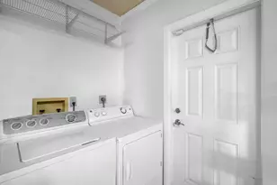 8411 SW 57th St, Davie, FL 33328 - Photo 29