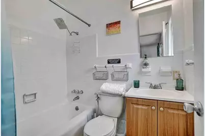 326 Walnut Street, Hollywood, FL 33019 - Photo 15