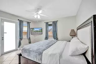 326 Walnut St, Hollywood, FL 33019 - Photo 9