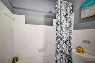 3024 NE 2nd Terrace, Wilton Manors, FL 33334 - Photo 33