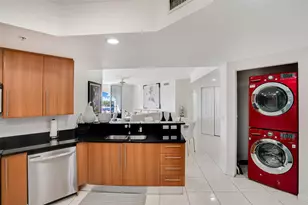 191 SE 20th Ave, Deerfield Beach, FL 33441 - Photo 9