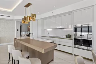 525 N Fort Lauderdale Beach Blvd, Fort Lauderdale, FL 33304 - Photo 21