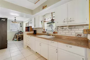 2424 1st Pl, Vero Beach, FL 32962 - Photo 15