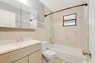 2424 1st Pl SW, Vero Beach, FL 32962 - Photo 9