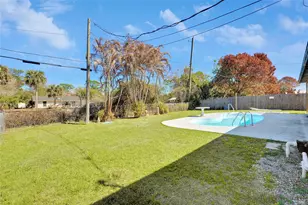 2424 1st Pl SW, Vero Beach, FL 32962 - Photo 3