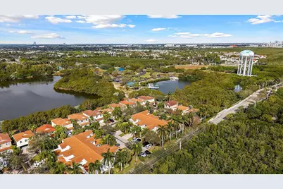 1135 Buttonwood Lane #1135, Hollywood, FL 33019 - Photo 37