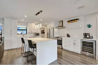 310 SE 13th Court, Pompano Beach, FL 33060 - Photo 5