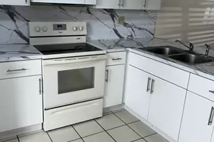 5080 W 12th Ln, Hialeah, FL 33012 - Photo 9