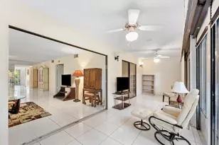 10118 Mangrove Dr, Boynton Beach, FL 33437 - Photo 11