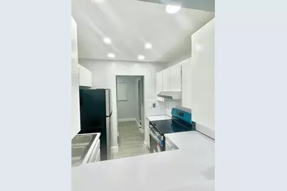 1021 Mockingbird Lane #114, Plantation, FL 33324 - Photo 3