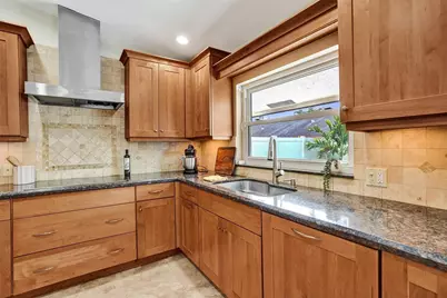 10220 NW 25th Street, Hollywood, FL 33026 - Photo 15