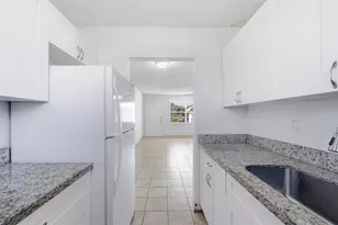 6211 SW 37th St, Davie, FL 33314 - Photo 15