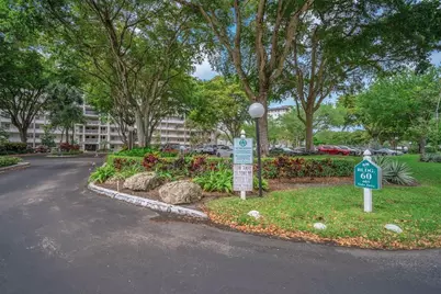 605 Oaks Drive #907, Pompano Beach, FL 33069 - Photo 27