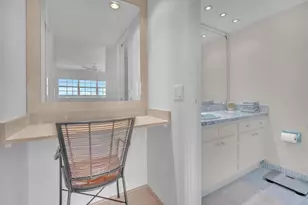 605 Oaks Dr, Pompano Beach, FL 33069 - Photo 9