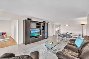 605 Oaks Dr, Pompano Beach, FL 33069 - Photo 19