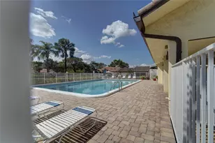 7004 Golf Pointe Cir, Tamarac, FL 33321 - Photo 27