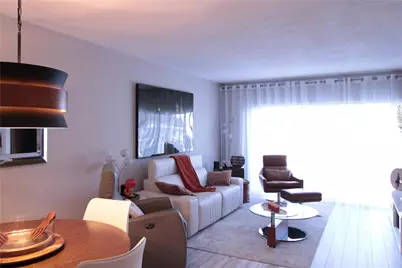 440 Paradise Isle Boulevard #105, Hallandale Beach, FL 33009 - Photo 7