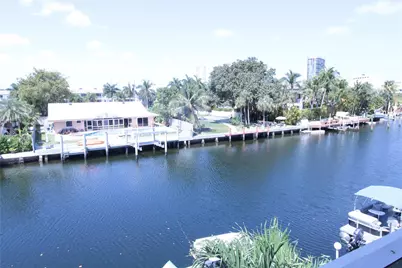 470 Paradise Isle Boulevard #301, Hallandale Beach, FL 33009 - Photo 3