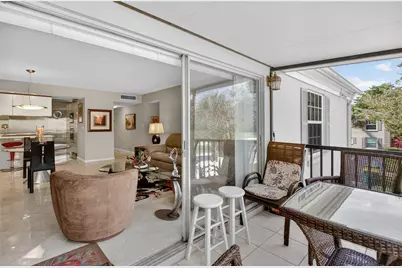 9001 Jacaranda Lane #201, Plantation, FL 33324 - Photo 15